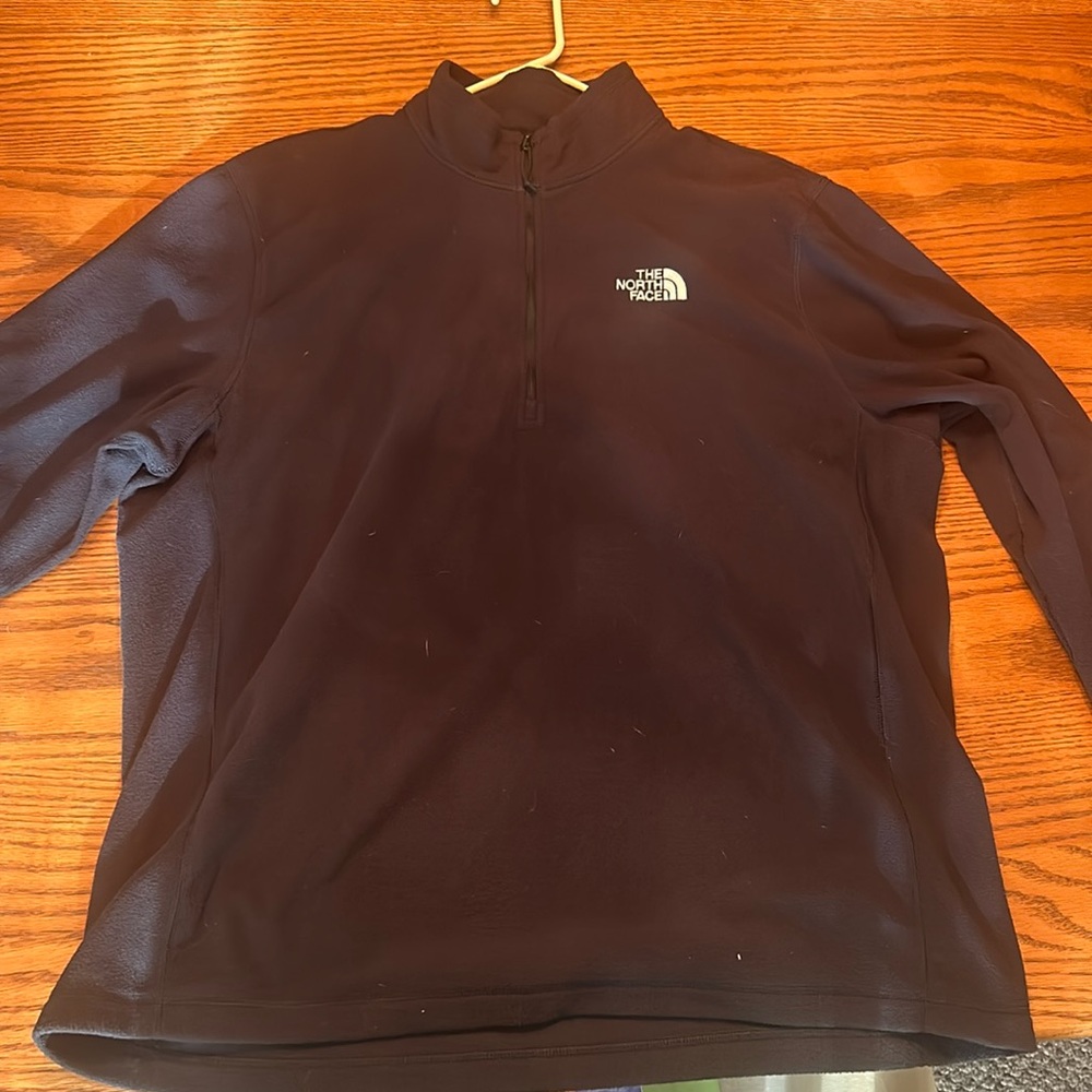 North Face Long Sleeve Fleece / Large